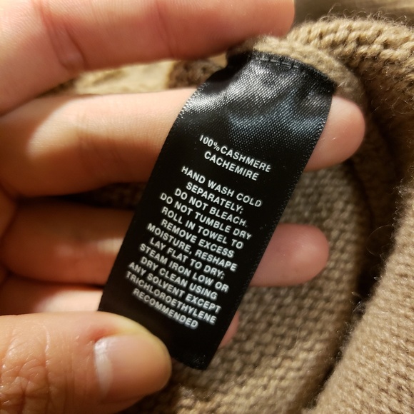 Lafayette 148 Cashmere Belted Sweater - Picture 8 of 8